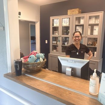 Forest Hills Dental - This is the magician that works her magic. Dr. Nicole Morganti. Friendly personable and super funny - General Dentistry Near Me - Tampa, Florida Forest Hills Dental - This is the magician that works her magic. Dr. Nicole Morganti. Friendly personable and super funny - General Dentistry Near Me - Tampa, Florida