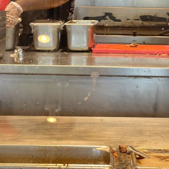 Chipotle Mexican Grill - Chicken sitting for 30 minutes with about 20 people waiting . - Fast Food Near Me - Fairview Heights, Illinois