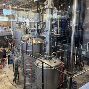 10 Torr Distilling and Brewing - 9/6/23 Where the magic is made - Distilleries Near Me - Reno, Nevada 10 Torr Distilling and Brewing - 9/6/23 Where the magic is made - Distilleries Near Me - Reno, Nevada