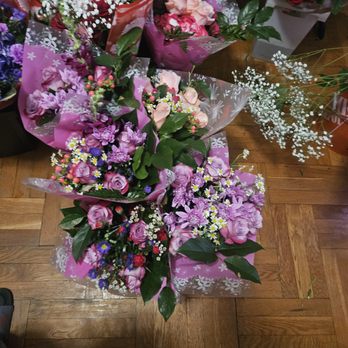 Floreria Martinez - Floral Designers Near Me - Brooklyn, New York Floreria Martinez - Floral Designers Near Me - Brooklyn, New York