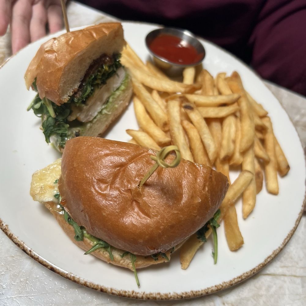 Grilled chicken burger Grilled chicken burger
