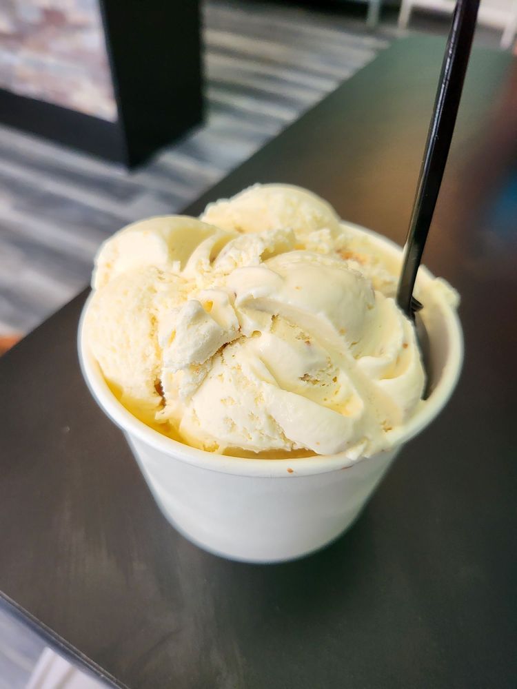 Food from Scoopy Doos Ice Cream and More