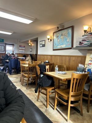 Louie & Ernie's Pizza by null