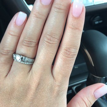 Lavish Nail Bar - Nails by Hannah - Nail Salons Near Me - Miramar, Florida