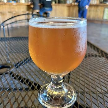 Societe Brewing Company - Vagabond kettle sour full pour - Breweries Near Me - San Diego, California Societe Brewing Company - Vagabond kettle sour full pour - Breweries Near Me - San Diego, California
