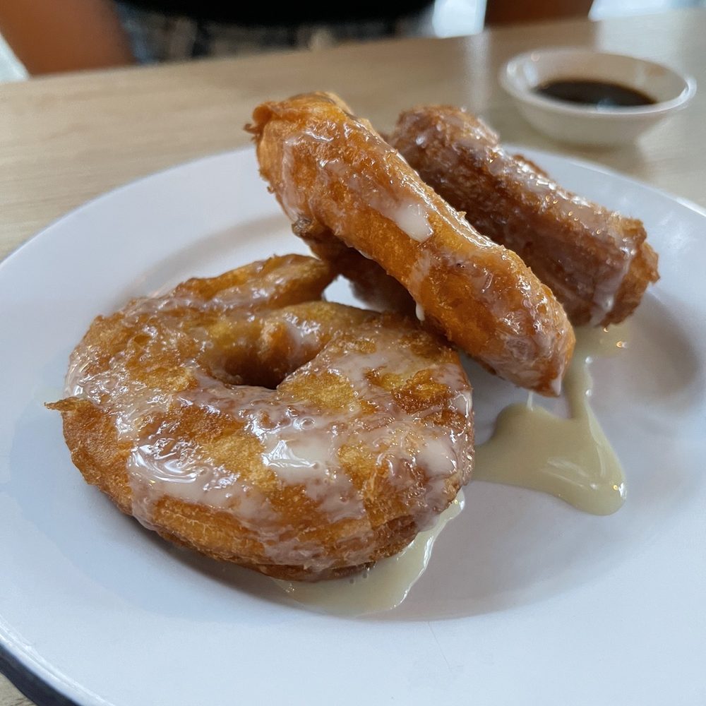 Daek Thai  - Thai doughnuts - Thai Near Me - Miami, Florida
