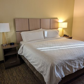 Candlewood Suites - Hotels Near Me - Lodi, California