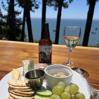 Lost Whale Bed & Breakfast Inn - Hotels Near Me - Trinidad, California Lost Whale Bed & Breakfast Inn - Hotels Near Me - Trinidad, California