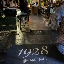 1928 BEACON HILL - Updated February 2026 - 321 Photos & 255 Reviews - 97 Mount Vernon St, Boston