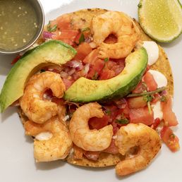 Shrimp tostada - tostada camerones Shrimp tostada - tostada camerones
