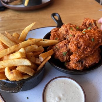 Yardbird Table & Bar - Wings - Southern Near Me - Miami Beach, Florida