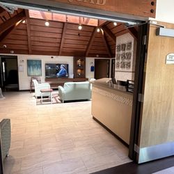 Nathan Adelson Hospice - Quad living room