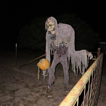 Twisted Hollow Haunt - Welcome to Twisted Hollow Haunt! - Haunted Houses Near Me - Granbury, Texas Twisted Hollow Haunt - Welcome to Twisted Hollow Haunt! - Haunted Houses Near Me - Granbury, Texas