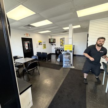 Tires Plus - Inside seating - Tires Near Me - Jeffersontown, Kentucky