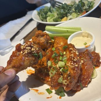Yard House - 10 Crispy Traditional Wings (Thai Chili Garlic/Buffalo) - Vegetarian Near Me - Gaithersburg, Maryland Yard House - 10 Crispy Traditional Wings (Thai Chili Garlic/Buffalo) - Vegetarian Near Me - Gaithersburg, Maryland