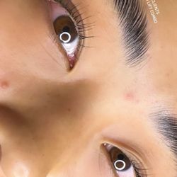 Sparkling Lash - Lash Lift Specialist - Brow lami and lash lift combo