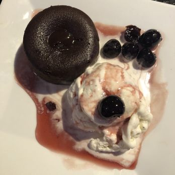 Shorebreak Lodge - Chocolate dessert yum yum infused cherries - New American Near Me - Rehoboth Beach, Delaware Shorebreak Lodge - Chocolate dessert yum yum infused cherries - New American Near Me - Rehoboth Beach, Delaware