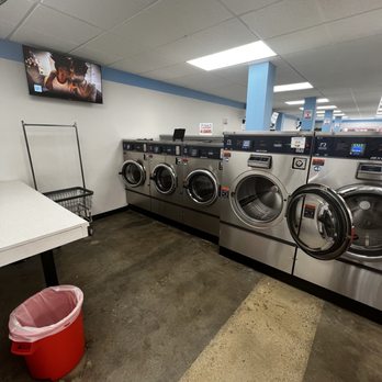 West End Coin Laundry - Laundromat Near Me - Ventura, California West End Coin Laundry - Laundromat Near Me - Ventura, California