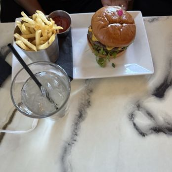 Easy Like Sunday - Breakfast & Brunch Near Me - Charlotte, North Carolina Easy Like Sunday - Breakfast & Brunch Near Me - Charlotte, North Carolina
