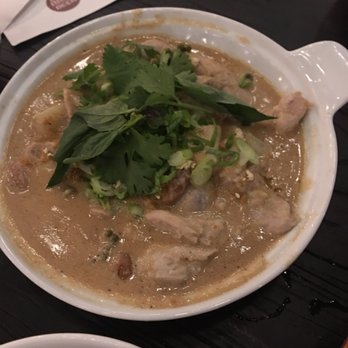 BiXi Beer - Massaman curry - Asian Fusion Near Me - Chicago, Illinois