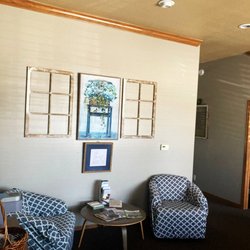 Sana Therapeutic - Waiting area inside wheatland acupuncture and massage