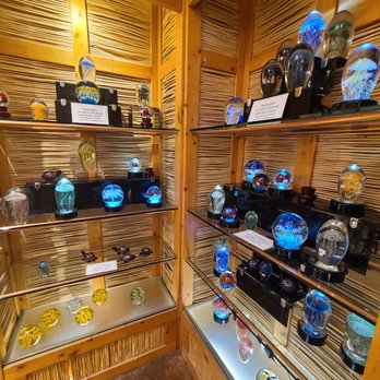 Etc Etc Etc - Home Decor Near Me - Cambria, California