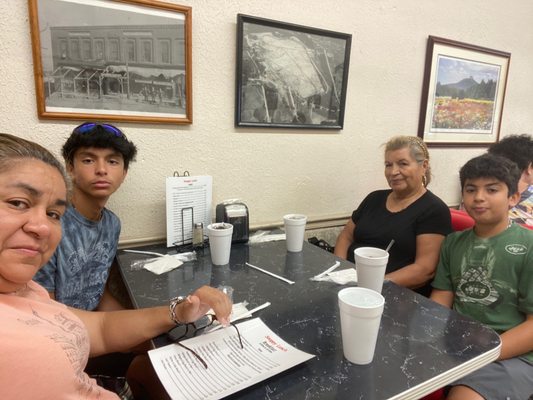 Snappy Lunch by null