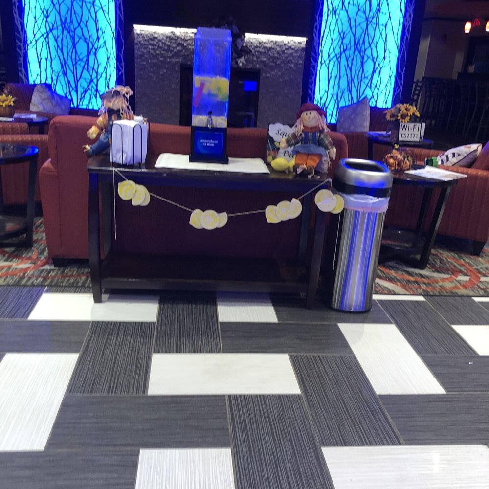Lobby Lobby