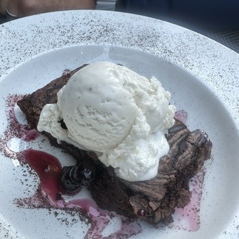 Quanto Basta - Brownie sundae delicious - Italian Near Me - Wilmington, North Carolina Quanto Basta - Brownie sundae delicious - Italian Near Me - Wilmington, North Carolina