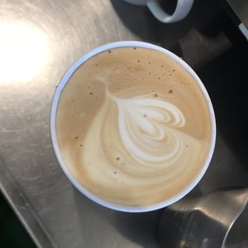Starbucks - Coffee & Tea Near Me - North Conway, New Hampshire