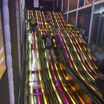 Flying Apple - Indoor Playcenter Near Me - Brooklyn, New York
