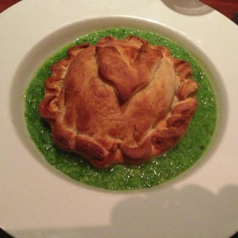 Kings Head Hotel - Vegetarians rejoice, for you too can have a pie floater! (Note: it usually comes with "dead horse" - I requested it sauceless) - Pubs Near Me - Adelaide, SA