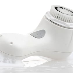 Pure Day Spa - Clarisonic is the best cleansing device on the market!Purchase from us and we take care of the 2 year warranty.Learn all our great tips too!