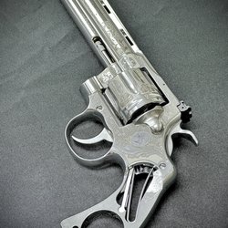 American Gun Engravers - Colt Python custom scrollwork w/snake skin texture