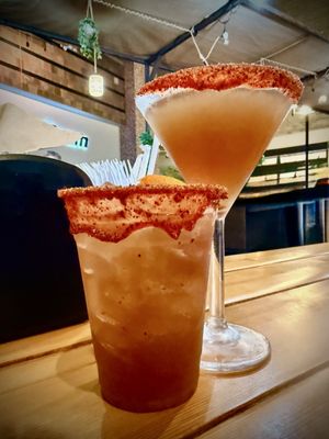 La Central Beer & Wine Garden by null