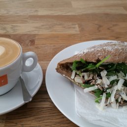 Cappuccino & avocado baguette