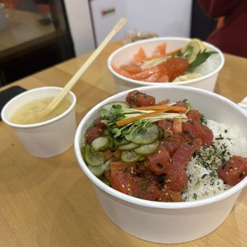 The Bop - Rainbow Don, Salmon Ikura Don, and Complimentary Miso Soup! - Asian Fusion Near Me - Los Angeles, California The Bop - Rainbow Don, Salmon Ikura Don, and Complimentary Miso Soup! - Asian Fusion Near Me - Los Angeles, California