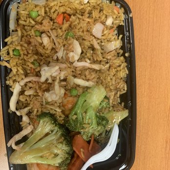 One Wok - Shrimp and broccoli - Chinese Near Me - Greensboro, North Carolina