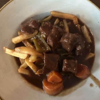 Gertie Browne - Beef and Guinness stew - Pubs Near Me - Athlone, WH