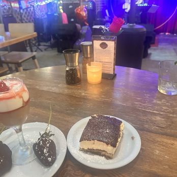 Cucina Verona - Tiramisu and Chocolate Mousse with Raspberrys - Italian Near Me - Fort Bragg, California Cucina Verona - Tiramisu and Chocolate Mousse with Raspberrys - Italian Near Me - Fort Bragg, California