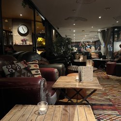 Le Pachyderme - Couch seating area