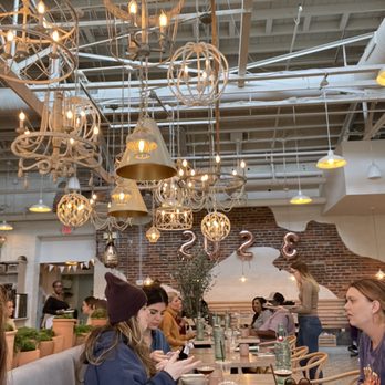Sadie's - Cool decor - Mediterranean Near Me - Nashville, Tennessee Sadie's - Cool decor - Mediterranean Near Me - Nashville, Tennessee