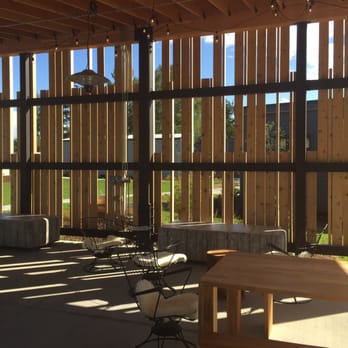 Lodges on Vashon - Lounge area - Vacation Rentals Near Me - Vashon, Washington Lodges on Vashon - Lounge area - Vacation Rentals Near Me - Vashon, Washington