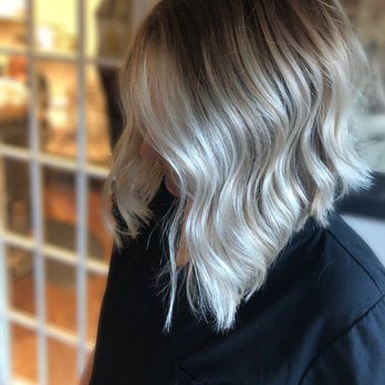 Salon 300 West - Icy balayage by @hairbyarianahagen - Hair Salons Near Me - Greenville, North Carolina Salon 300 West - Icy balayage by @hairbyarianahagen - Hair Salons Near Me - Greenville, North Carolina