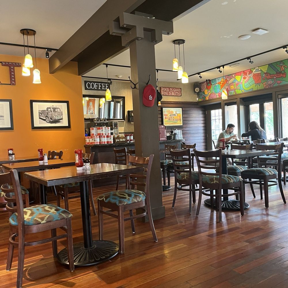 4th Spot Kitchen & Bar - @4thSpot (Calgary) - Canadian (New) Near Me - Calgary, Alberta