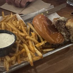 Green chili burger and shoestring fries with ranch dressing. The shoestring fries were very tasty and crispy. Green chili burger and shoestring fries with ranch dressing. The shoestring fries were very tasty and crispy.