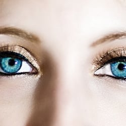 Foster Photography - The eyes have it!