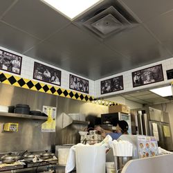 Waffle House - Grandview Dr