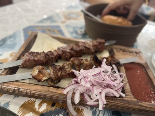 CARAVAN UZBEK & TURKISH CUISINE by null