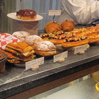 Kasama - A collection of different pastries - Filipino Near Me - Chicago, Illinois Kasama - A collection of different pastries - Filipino Near Me - Chicago, Illinois